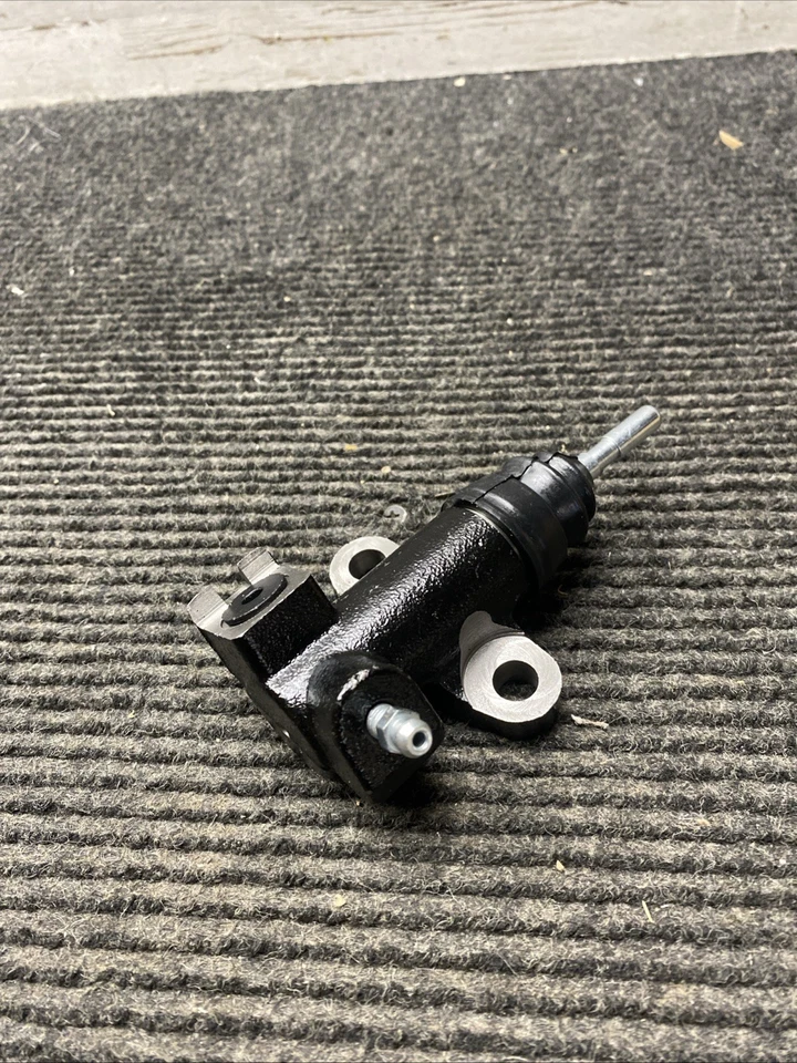 Cilindro esclavo embrague UCS650038 NUEVO DE STOCK sin caja Foto 4 de 4