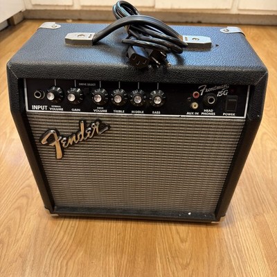 Fender Frontman 15G 15W  Amplifier PR 495