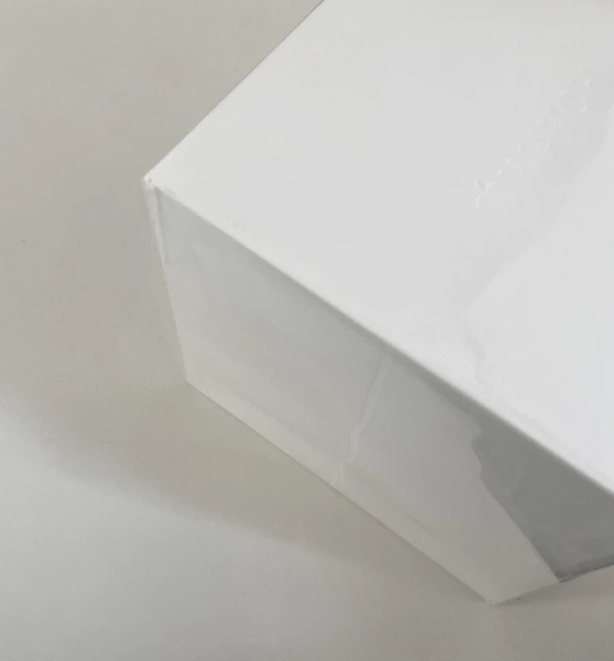 New Sealed Old Stock Apple Watch Series 2 Edition 42mm - Rare Ceramic - Image 4 of 4