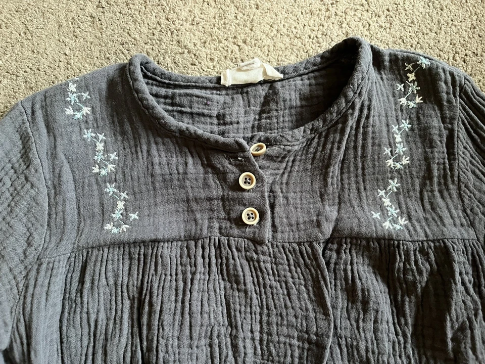 Camisa campesina bordada gris Jessica Simpson talla 6X para niñas Foto 3 de 4