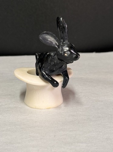 Harmony Kingdom Artist Neil Eyre Designs Bunny rabbit magic top hat abracadabra - Picture 3 of 5