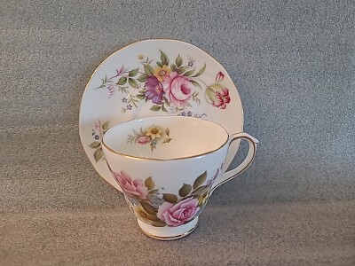 Royal Winchester Fine Bone China Tea Cup Pink And Blue Floral