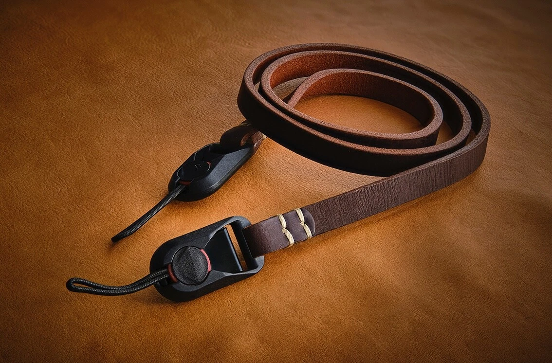 leather strap peak design