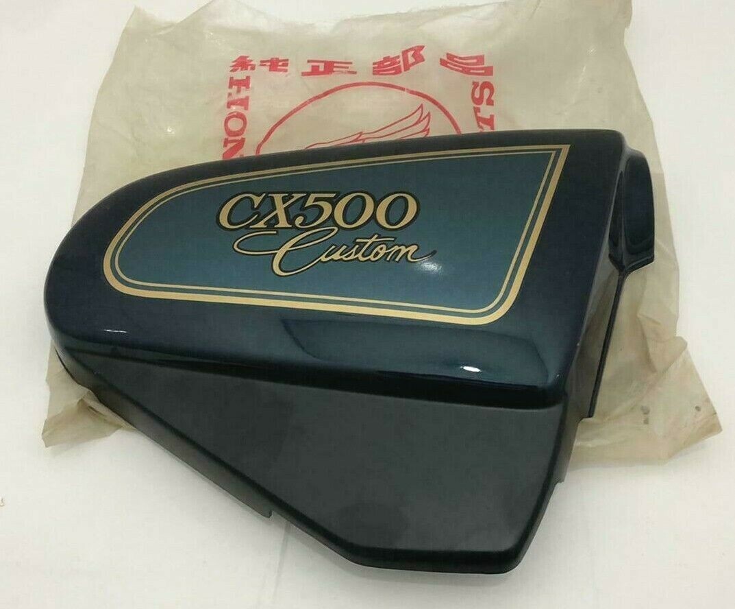 HONDA CX500 1982 RIGHT SIDE COVER *PB-110C-U # 835A0-449-860ZB NEW