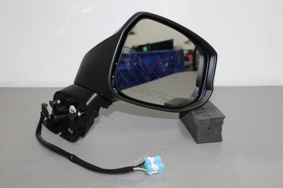 2012 2013 HONDA CIVIC RIGHT SIDE DOOR MIRROR - Image 4 of 4