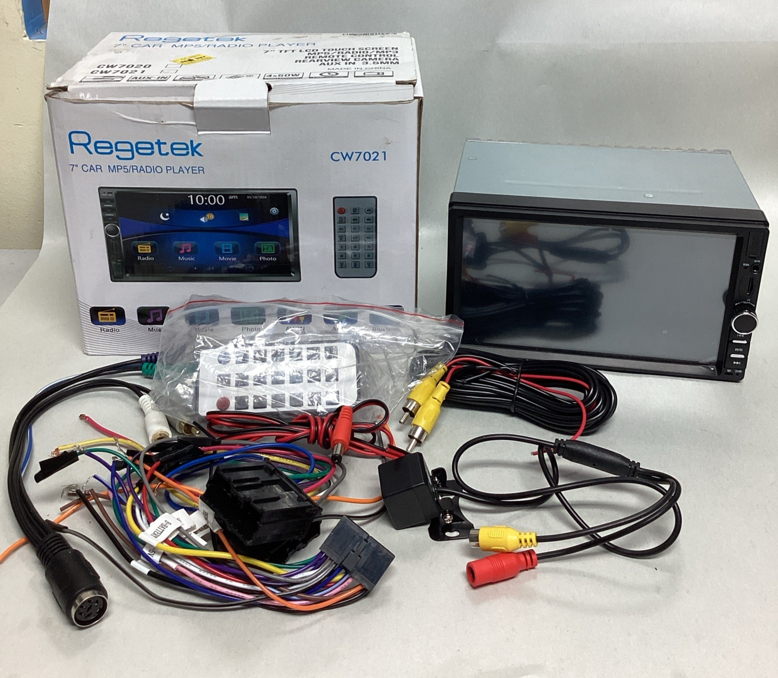 Regetek Car Stereo CW7021 7" LCD/MP5/Radio/Remote Touchscreen Audio Player
