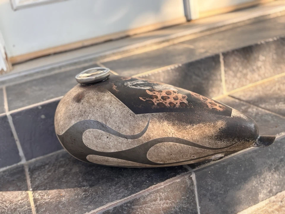 Custom Gas Tank - Image 4 of 4