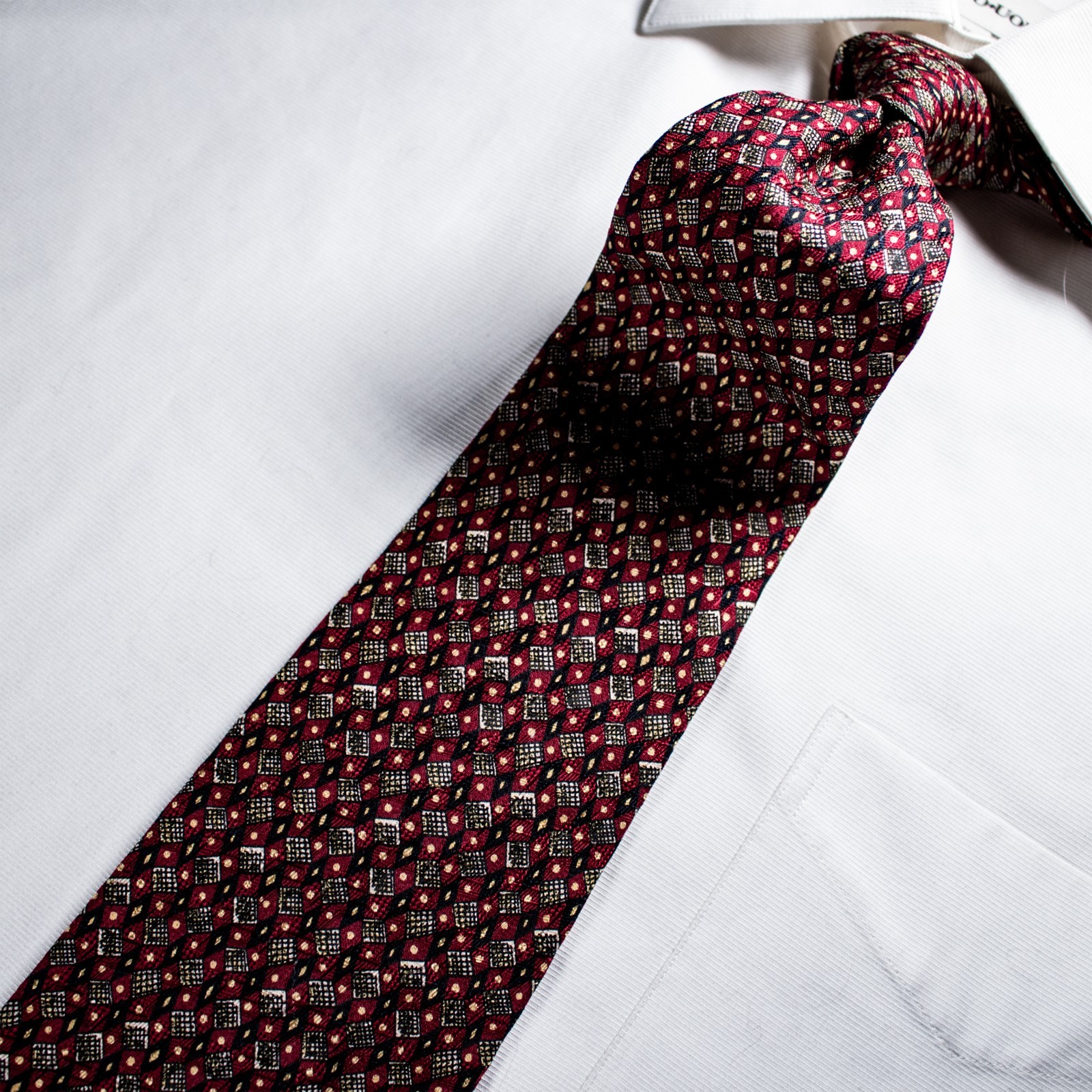 ROBERT TALBOTT Red Black Gray Geometric Silk Neck… - image 10