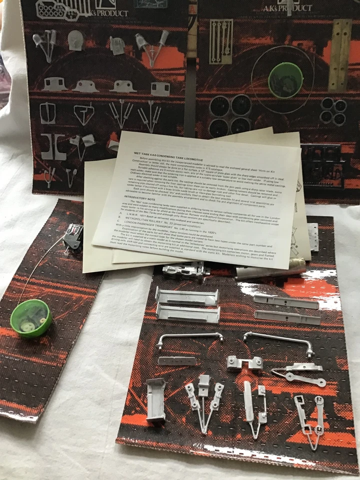 K’s KEYSER MILESTONES OO GAUGE METROPOLITAN LNWR MR TANK LOCOMOTIVE KIT - Image 2 of 4