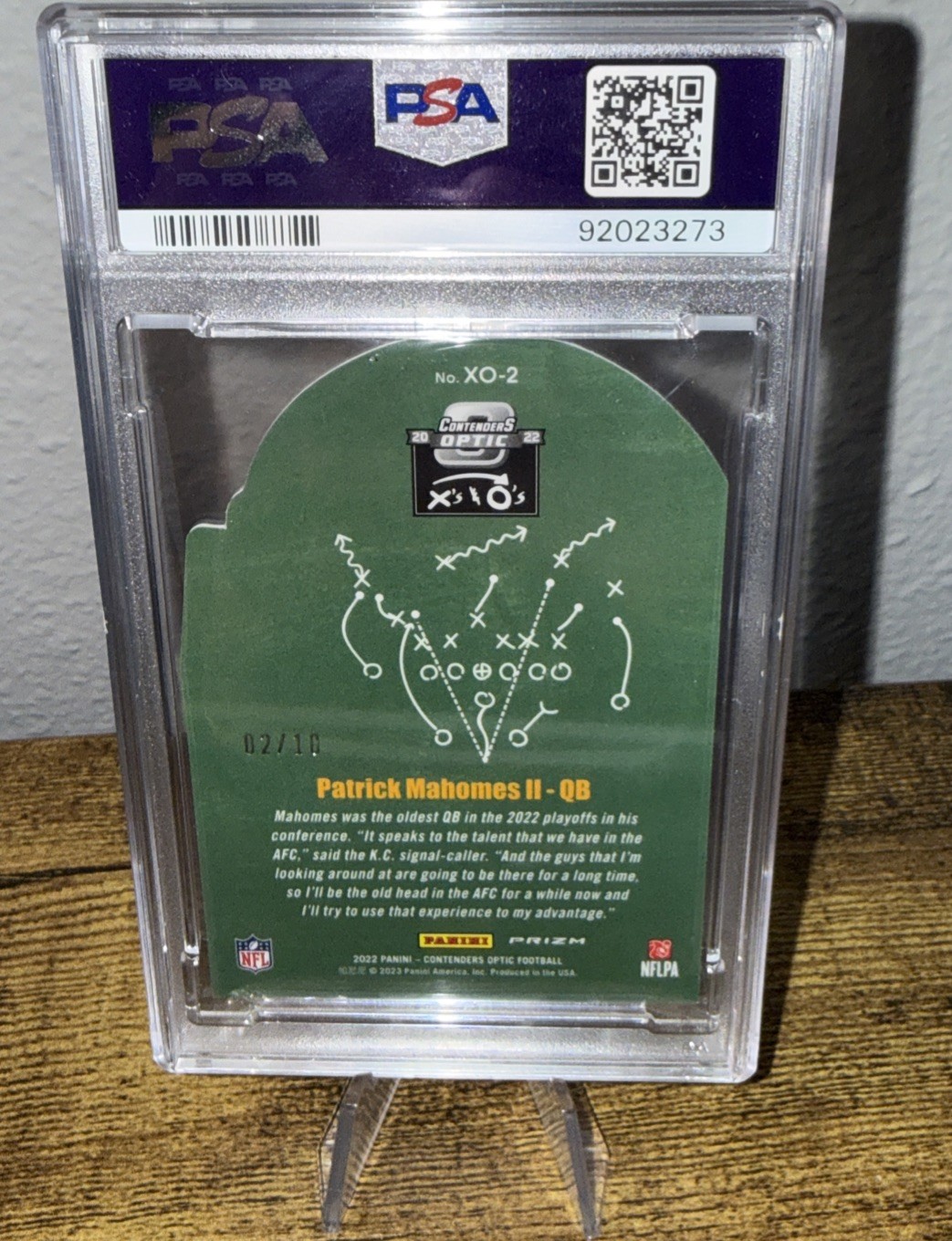 2022 Panini Contenders Optic GOLD X'S and O's Patrick Mahomes II #XO-2 /10 PSA 9 view 4