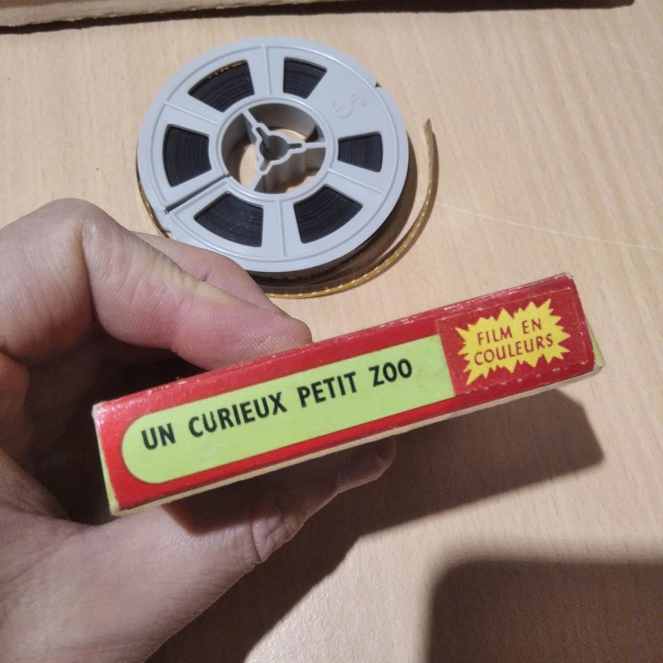 Un curieux petit zoo - film variétés - film 8 mm ancienne bobine cinéma - Photo 3/3