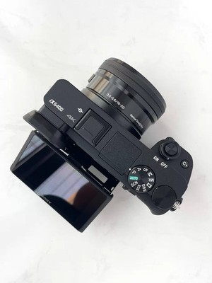 Sony Alpha a6400 Mirrorless 24.2MP 4K Digital Camera with 16-50mm Lens -95% New