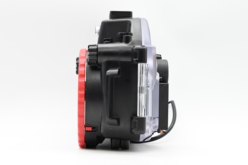 Olympus PT-EP14 Underwater Housing for OM-D E-M1 Mark II #637 - Picture 4 of 7
