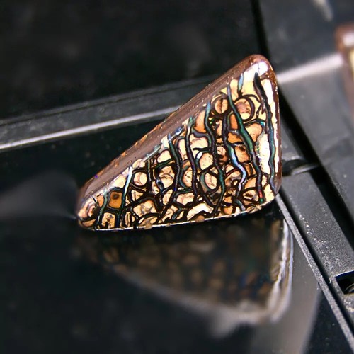 Stunning Queensland Boulder Opal 38.50 ct - Foto 2 di 4