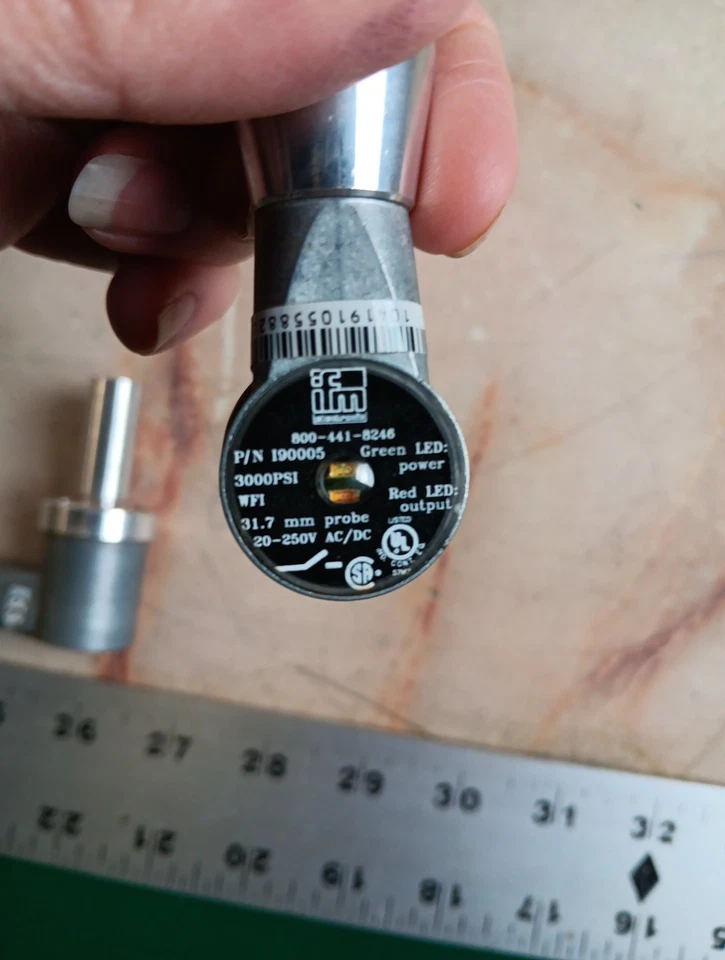 SENSOR CILINDRO INDUCTIVO IFM I90005 3000PSI 20-250VAC - LOTE DE 2 Foto 3 de 4