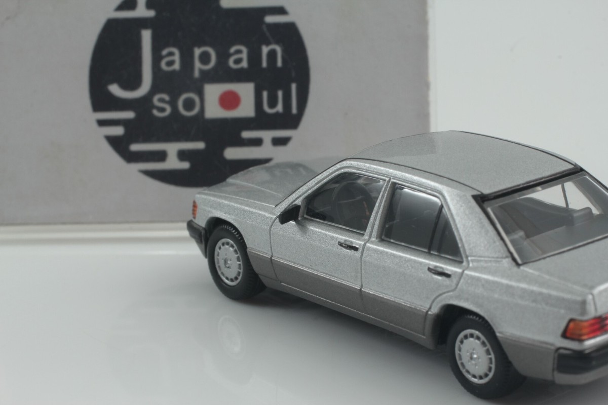 TOMICA LIMITED VINTAGE NEO LV-N77 Mercedes Benz 190E LV-N77a TOMICA LIMITED VINTAGE NEO LV-N77 Mercedes Benz 190E LV-N77a