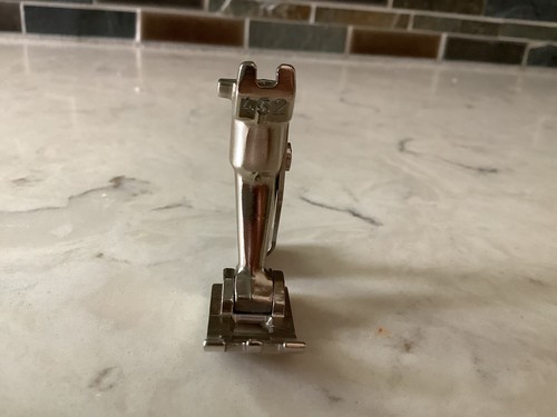 Genuine Bernina Vintage Old Style Manual Buttonholer Presser Foot #452 W/ Ruler