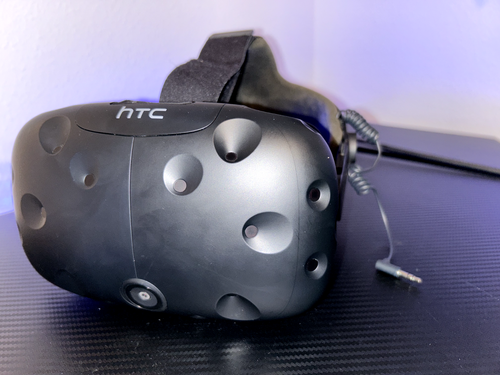 Original HTC Vive Headset With Delux Audio, Link Box, Cable, For Parts Read Desc - Picture 12 of 18