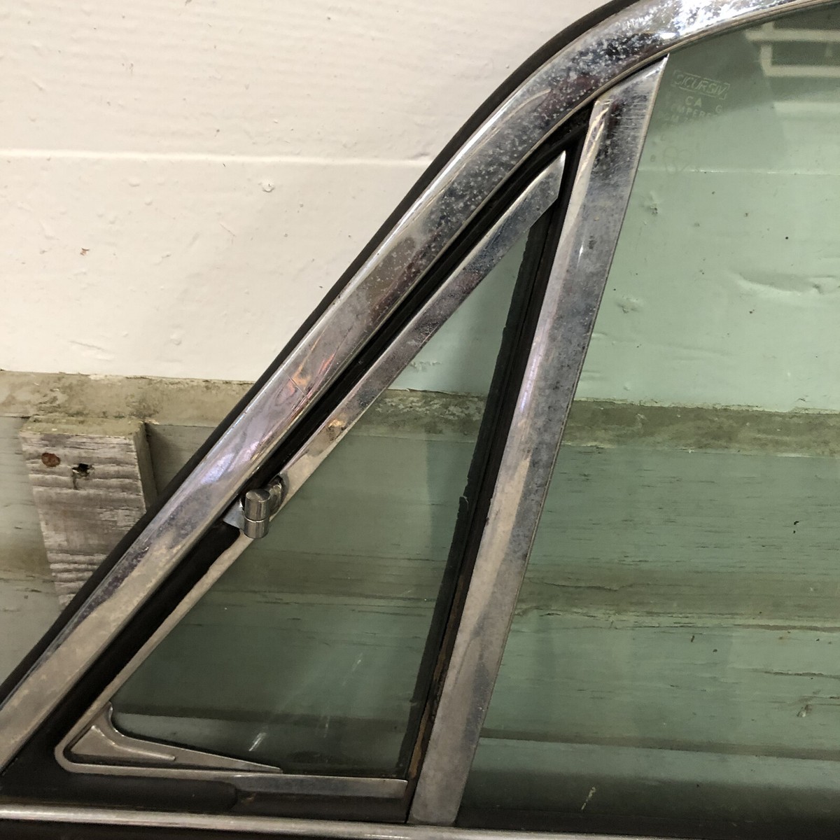 Jaguar XJ6 Series 1 1968-73 Original Front Driver Side LH Door