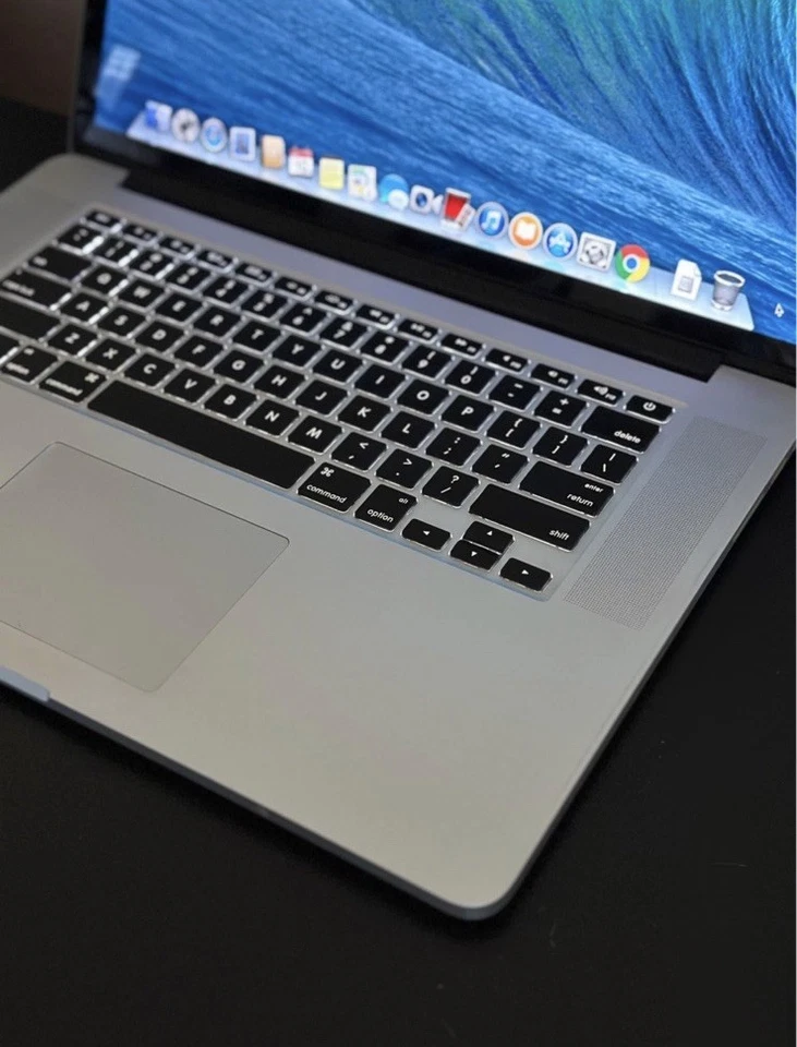 Apple MacBook Pro 2013 15” 15 inch Retina Display Laptop Computer - Image 3 of 4