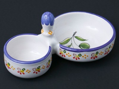 De La Cal Olive and Pit Bowl from Spain Hand Crafted / Painted Vintage Ceramic