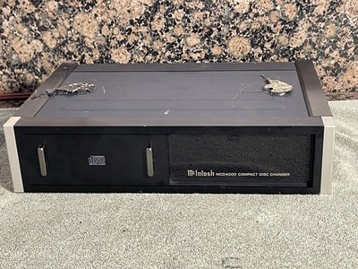 McIntosh MCD4000 Cd Changer - Parts Or Repair