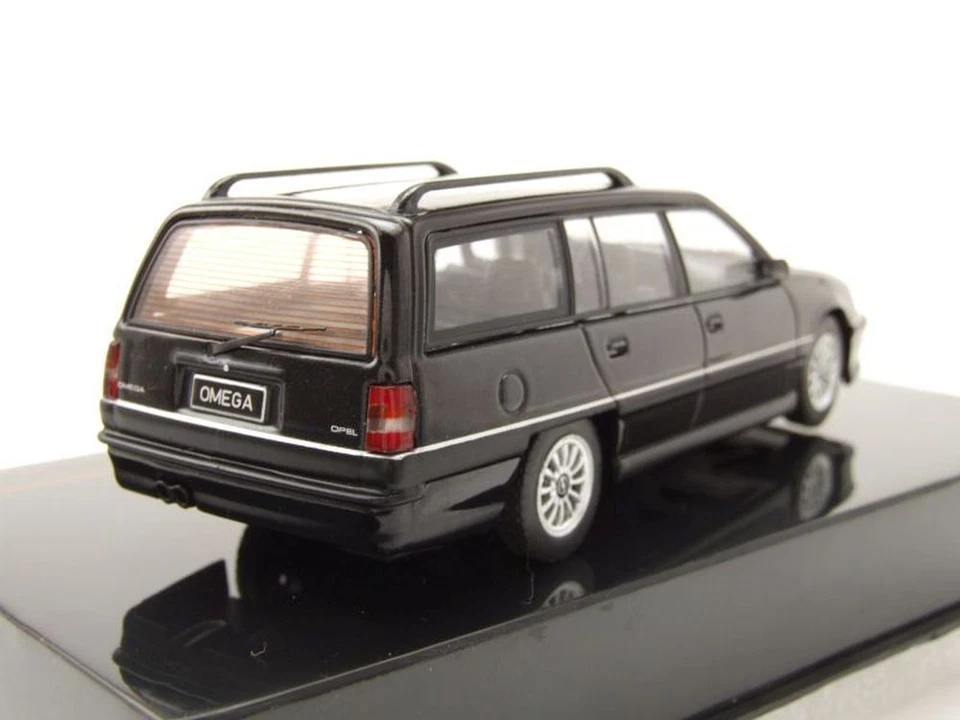 Opel Omega A2 Caravan Kombi 1990 schwarz Modellauto 1:43 ixo models - Bild 2 von 4