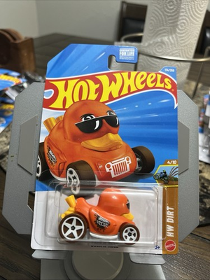 #ad 2026 Hot Wheels Duck N#x27; Roll #174 250 HW Dirt 4 10 New in the Blister $7.50