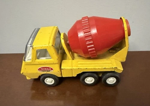 Vintage 1970's Red & Yellow Mini Tonka Truck 5" Cement Mixer Pressed Steel Toy**