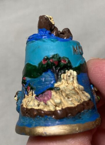 SEHR NIEDLICHER Monterrey Ca Karmel FINGERHUT Tourist Souvenir Porzellan Otter - Bild 5 von 7