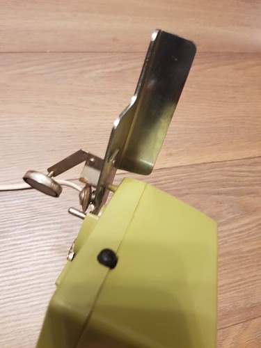 Sanyo FOR PRIVILEG electric can opener, Rare, Mid Century, Working - Picture 7 of 9