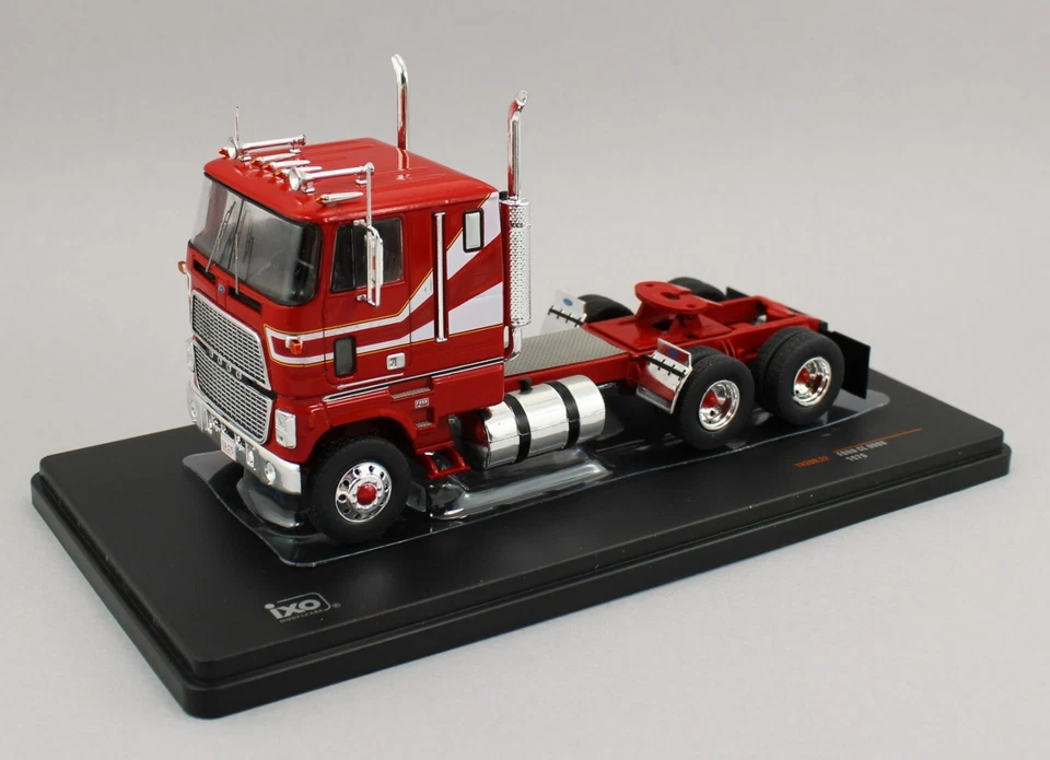 1:43 IXO Models *RED* 1976 FORD CL 9000 COE Semi Truck Diecast *NIB* - Image 3 of 4