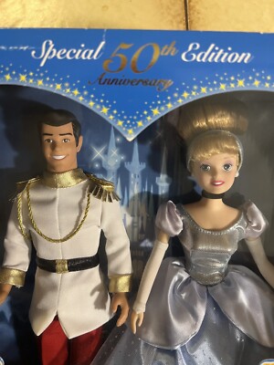 バニキンズ シンデレラ Cinderella フィギュリン ロイヤルドルトン Sandra.ping.png?v=1708927718