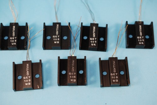 7 Pieces Mullard GET105 NOS PNP Germanium 400 mW Transistors Integral Heatsink - Picture 2 of 7