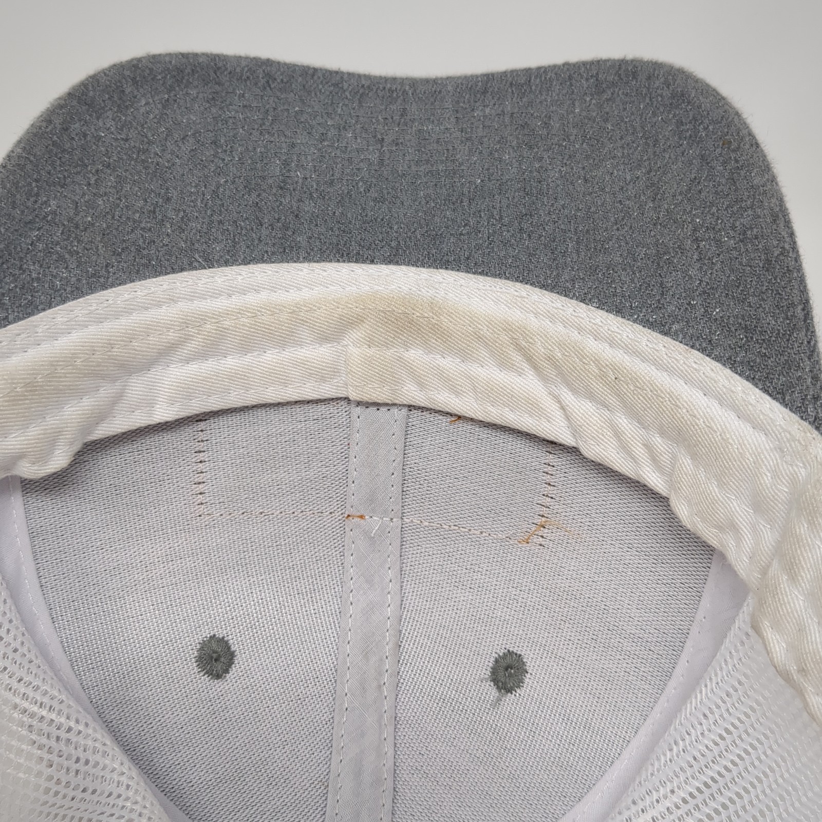 Leapers Patch Snapback Mesh Back Trucker Hat Gray… - image 8