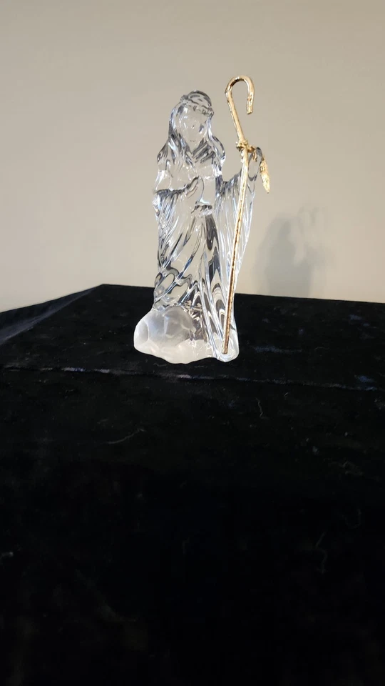 GORHAM CRYSTAL Nativity - Shepherd w/ Frosted Lamb - Image 2 of 4