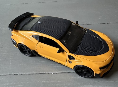 JADA TOYS TRANSFORMERS 2016 CHEVY CAMARO BUMBLEBEE YELLOW 1:24 DIE CAST