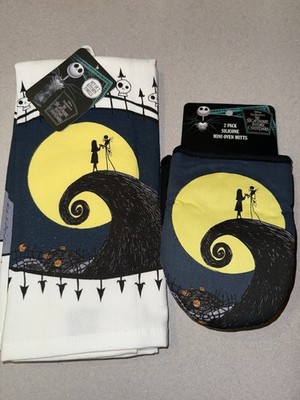 New Nightmare Before Christmas Hand Towels & Oven Mits Set