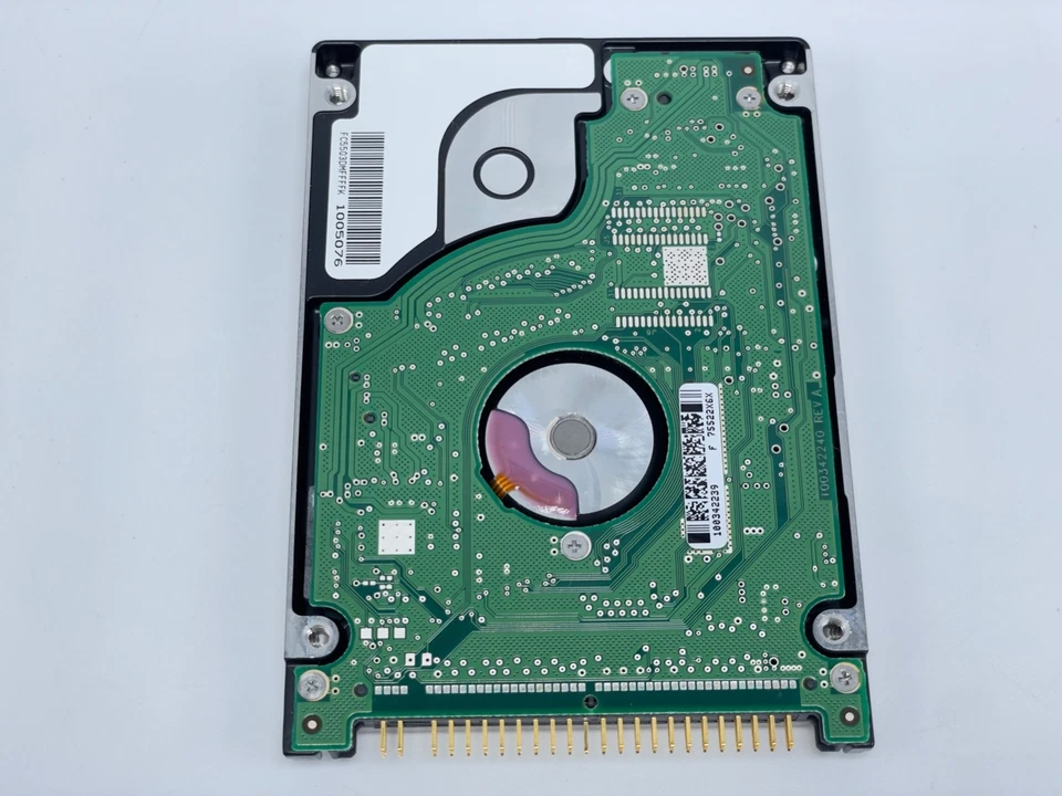 Seagate Momentus 60GB ST960821A 9AH237-507 4.2K RPM 8MB 2.5" IDE Hard Drive - Image 3 of 4