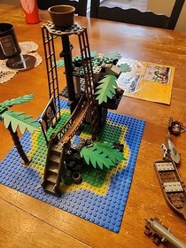 LEGO Pirates: Forbidden Island (6270) vintage 1989 