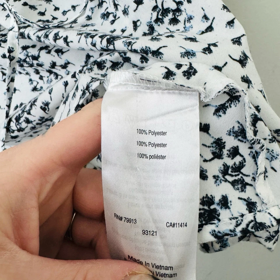 Motherhood Maternity Black And White Floral Short Sleeve Blouse Women’s Size M - Image 3 of 4