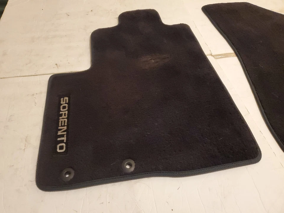 2003 2009 KIA SORENTO ПЕРЕДНИЙ ЛЕВЫЙ И ПРАВЫЙ БОКОВОЙ КОВЕР НАПОЛЬНЫЙ КОВРИК OEM - Изображение 4 из 4
