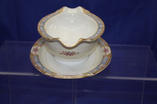 Vintage Rose China Bluelace Oval Gravy Boat w Attached Underplate EUC - Picture 2 of 7