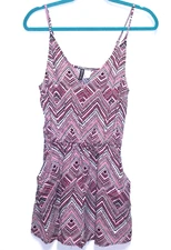 Womens Romper Sz 8 pink black white geometric print The Divided by H&M viscose
