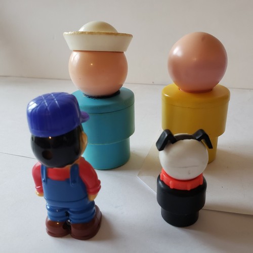 Vtg Fisher Price Little People Dog w/ Red Collar Shelcore Fireman 2 Big People - Picture 3 of 12