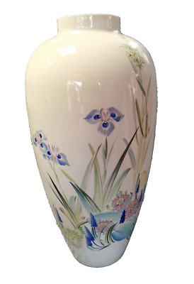 KPM Berlin Bodenvase  Atrium  mit Blumen & Insekten 1. Wahl by Trude Petri Raben