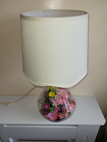 RARE FIND SPECTACULAR MID CENTURY GLASS FLOWER FILLED RETRO LAMP (NEEDS REWIRE) - Picture 3 of 7