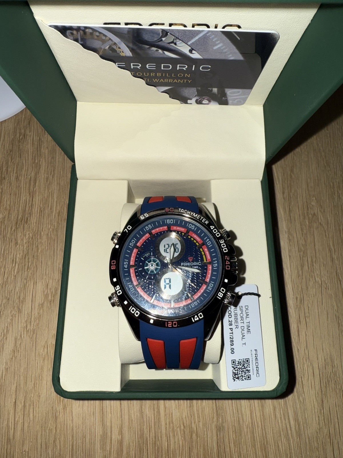 Montre sport Fredric dual time idéale pour le running et les voyages actifs
