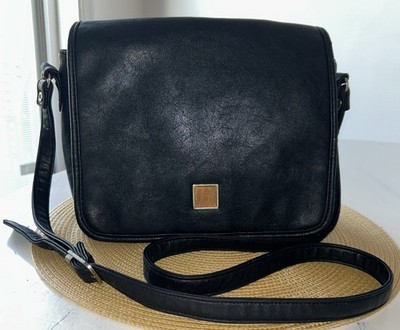 VTG Perry Ellis Portfolio Black Leather Crossbody Bag with Adjustable Strap 9 H