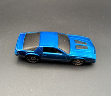 2011 Hot Wheels 85 Chevy Camaro Iroc-z Blue Muscle Mania 164 Diecast Car